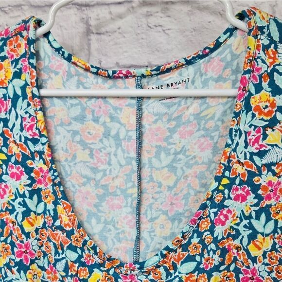 Lane Bryant Fitted Tunic Tee Super Soft Floral Print V Neck Plus Size 18/20 Top - Picture 3 of 9